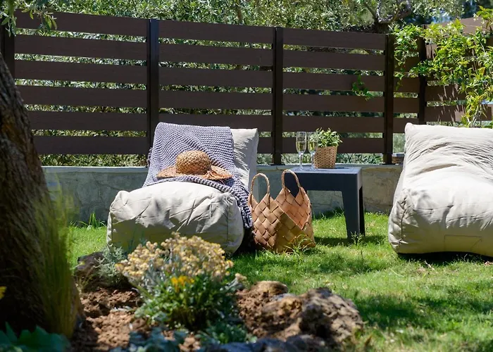 La Terra Petra * Skala Rachoni (Thasos)