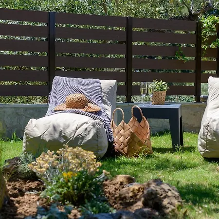 La Terra Petra * Skala Rachoni (Thasos)