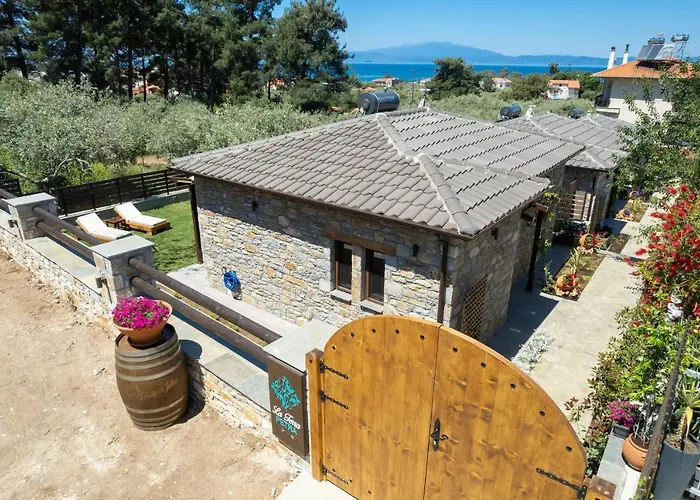 La Terra Petra * Skala Rachoni (Thasos)